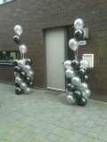 ballon pilaar 1.30 m. met helium ballonnen